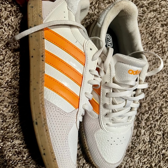 Adidas - Picture 1 of 3